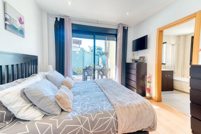 Foto bd8b566e-9763-4537-898c-ad8b0c769176. Planta baixa amb piscina a La Concha - Resina Golf Estepona