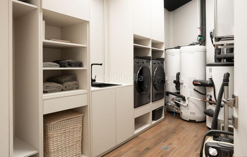 Foto 613d7070-fe3c-432d-afa2-1203b8f401c0. Chalet avec parking piscine dans Montemayor - Marbella Club Benahavís