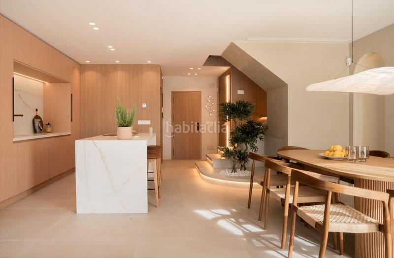 Foto 0a415643-ee58-40a9-a4c6-194dedce512e. Casa a schiera con parcheggio piscina in Puerto Banús Marbella