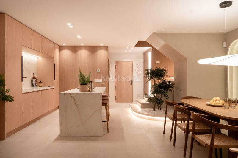 Foto 357b27bb-5fd3-4886-9e2a-4c2a5e5eeba2. Casa a schiera con parcheggio piscina in Puerto Banús Marbella