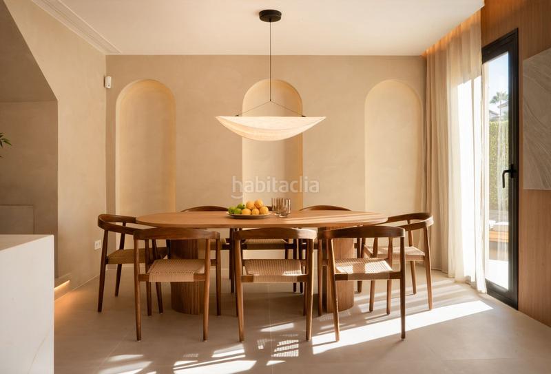 Foto 02d9f074-9e58-40e4-8eb6-3cd88529042f. Casa adosada en Puerto Banús Marbella