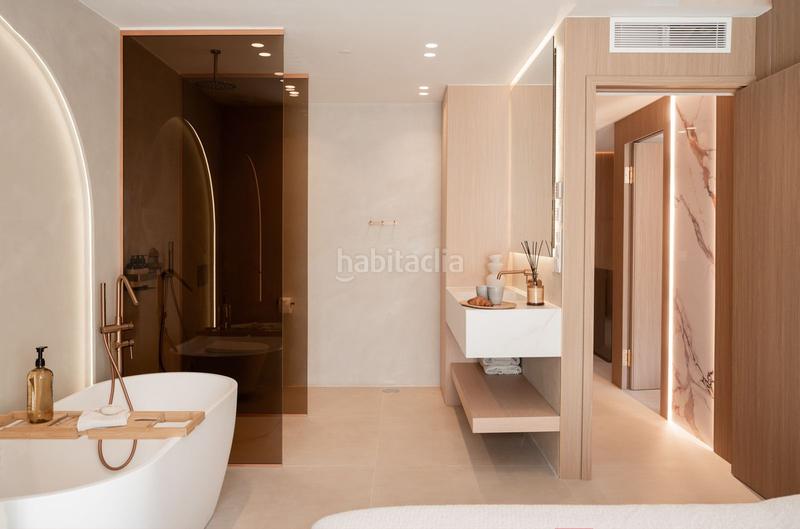 Foto 54dda25b-4a8e-4cda-885b-4710e0ba293e. Casa adosada en Puerto Banús Marbella