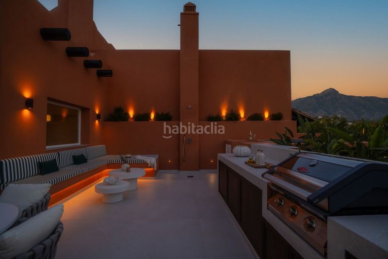 Foto 58b46b85-6ac2-453b-87c8-dc78c172d2d8. Dúplex amb piscina a Los Naranjos Marbella