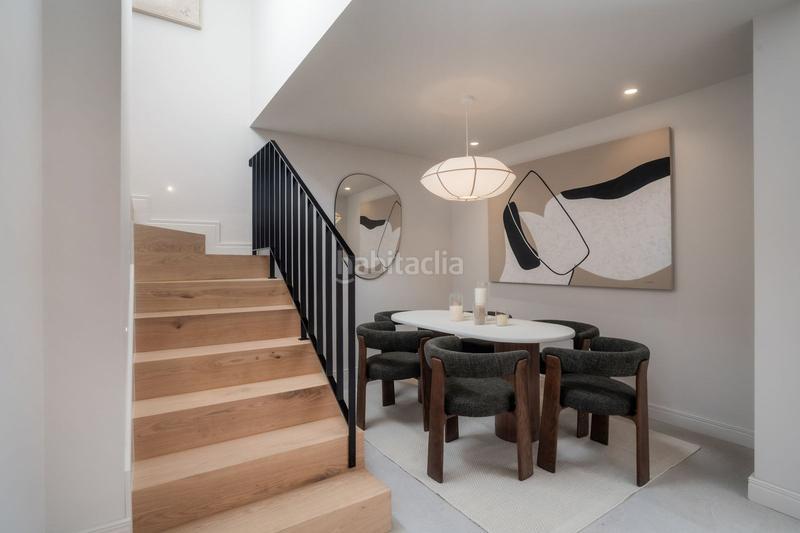 Foto b52459f5-22a8-4b5e-bc0b-f620e329db76. Duplex avec piscine dans Los Naranjos Marbella