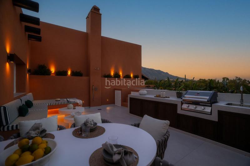 Foto 0fadfefd-6b7f-416f-9061-3305bdeeadb4. Zweistöckige wohnung mit pool in Los Naranjos Marbella