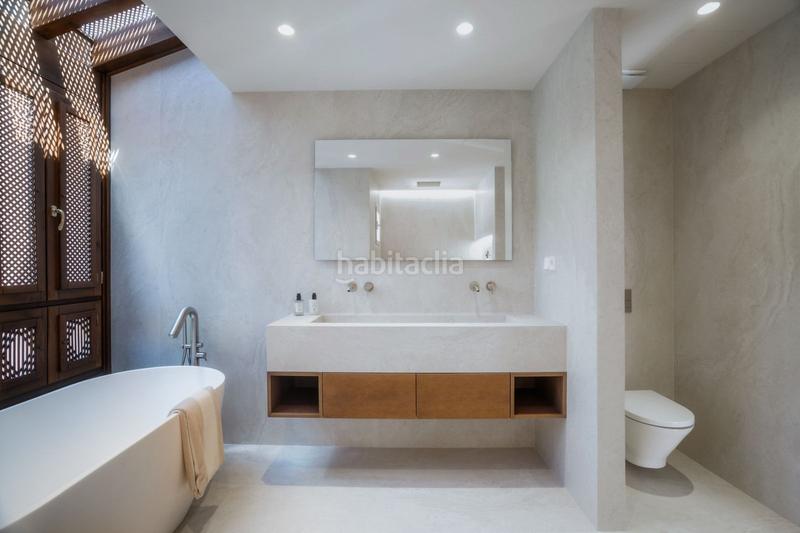 Foto ca78ed20-92d2-4d14-9b41-e22eadbbe0a3. Zweistöckige wohnung mit pool in Los Naranjos Marbella