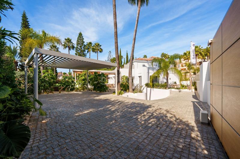 Foto 59df3b9c-e2cd-4011-8665-6743f972e541. Chalet avec parking piscine dans La Quinta Benahavís