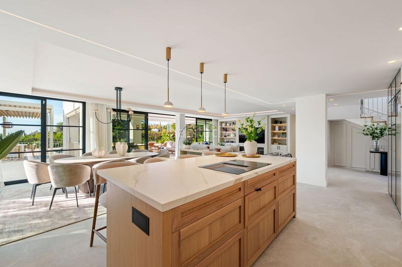 Foto e9c03f61-b19b-48ee-8e6c-4d3f231c40f7. Chalet avec parking piscine dans La Quinta Benahavís