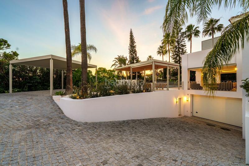 Foto fe03f062-081a-4552-8648-f3c1f970716d. Chalet avec parking piscine dans La Quinta Benahavís