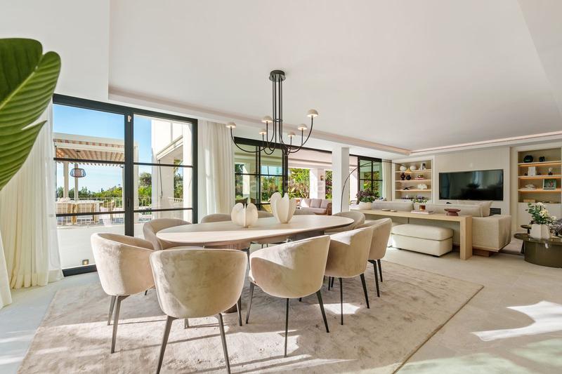 Foto ece45c06-1ca6-46eb-9b20-a33b3c64e4cc. Chalet con parcheggio piscina in La Quinta Benahavís