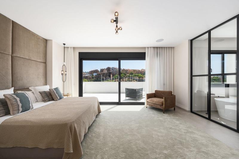 Foto 059aa833-7ae9-4a0e-a83b-88d31bab02bc. Chalet with parking pool in Santa María Marbella