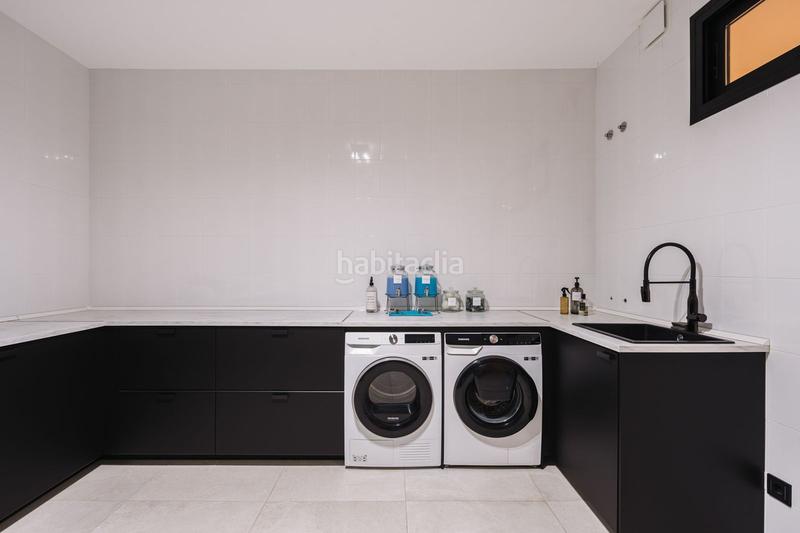 Foto 8ebf219e-4bdc-4d3c-a678-705fdd612333. Chalet with parking pool in Santa María Marbella