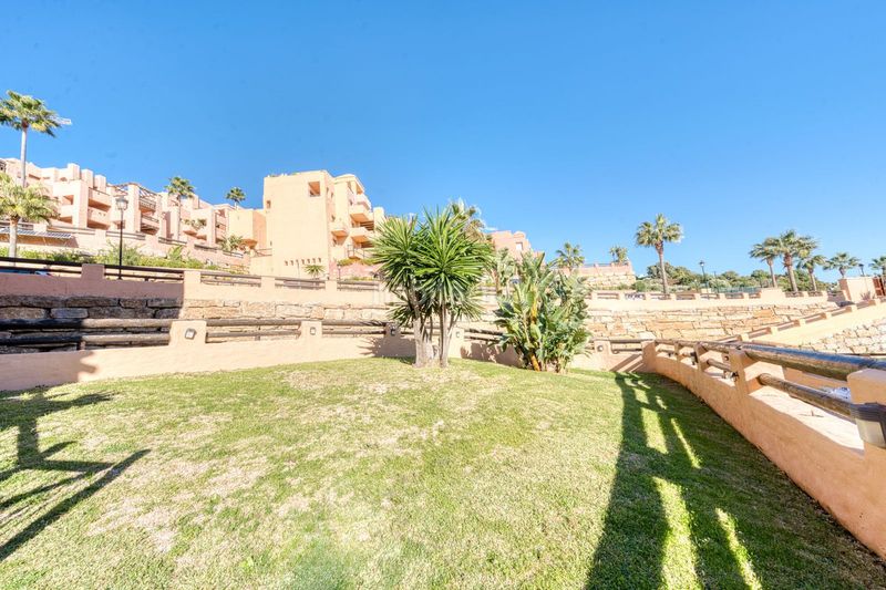 Foto 8dcb62af-5439-4586-8cff-b7847fa23f29. Planta baja en San Luis de Sabinillas Manilva