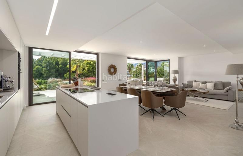 Foto 9b1517cd-413e-447f-bdd9-fe3820953fb6. Chalet avec parking piscine dans bahía de Marbella Marbella