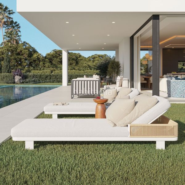 Foto cd9f9cd1-1f02-468b-94cb-b405ba0c6f3b. Xalet amb aparcament piscina a Cabopino - Artola Marbella