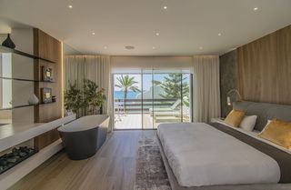 Semi detached house in Puente Romano
