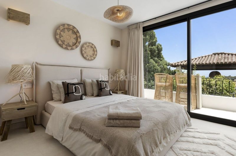 Foto 4d319607-4df9-4aea-9025-b64a89351b54. Xalet amb aparcament piscina a El Paraíso Benahavís