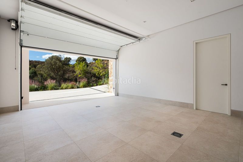 Foto 2d16724d-d2f4-4885-9d31-5c1eff38be83. Xalet amb aparcament piscina a Nagüeles Alto Marbella