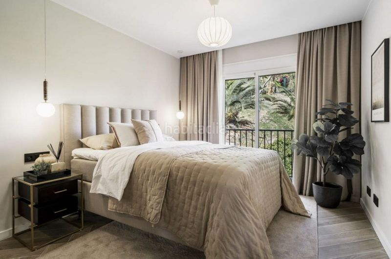 Foto 3d065db1-94af-40f7-8971-f97c63e016a1. Àtic amb aparcament piscina a La Quinta Benahavís