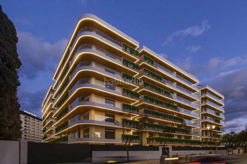 Foto 1441ba4d-8563-4955-9ba7-3199019b2e8a. Apartament amb aparcament piscina a Castillo Sohail - Myramar Fuengirola