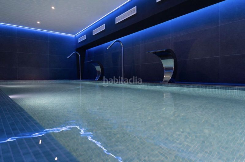Foto fac08739-cf7e-40c0-98fb-2146806bfe0c. Apartament amb aparcament piscina a Castillo Sohail - Myramar Fuengirola