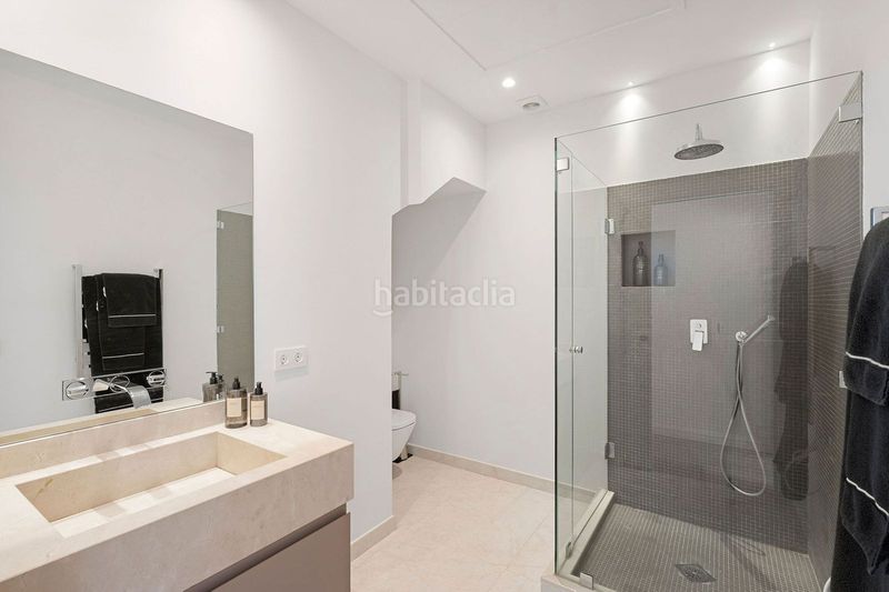 Foto e19a739a-a147-437a-8d75-f46daf50925b. Dúplex amb aparcament piscina a Los Naranjos Marbella