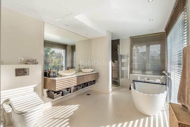 Foto e5882510-9ed9-4e5c-8a02-2ab7dd16b9ca. Chalet en Las Brisas Marbella