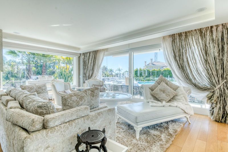 Foto 403f540b-99d5-4556-b53e-7d1de1b816ee. Chalet en bahía de Marbella Marbella