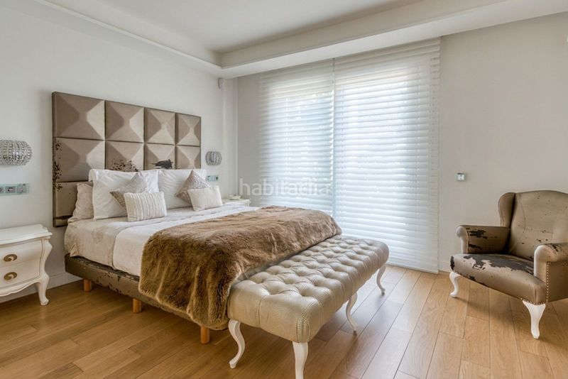 Foto 532b3563-7f50-43f9-91da-0bca703a2cf1. Chalet en bahía de Marbella Marbella