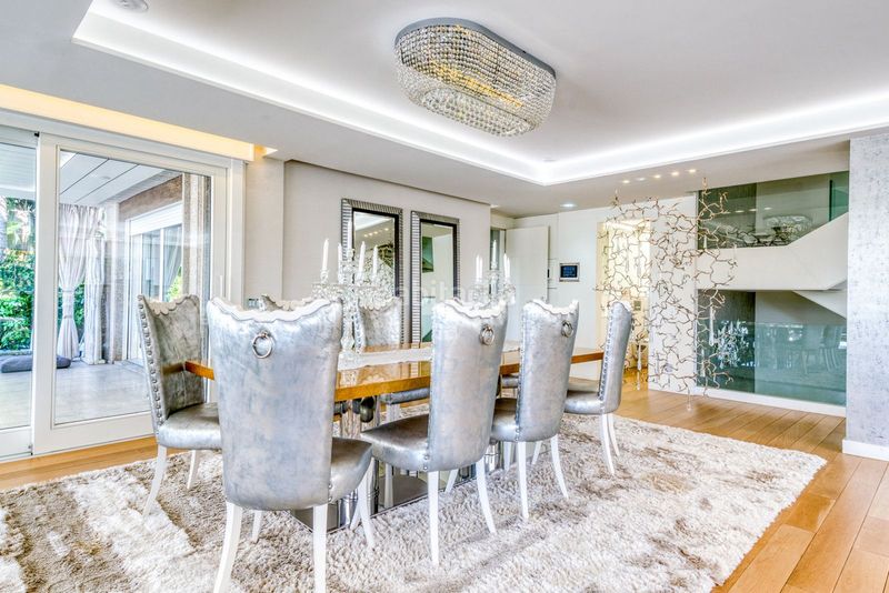 Foto 5c1cf020-4aa4-45f4-88ba-f42338778111. Chalet en bahía de Marbella Marbella