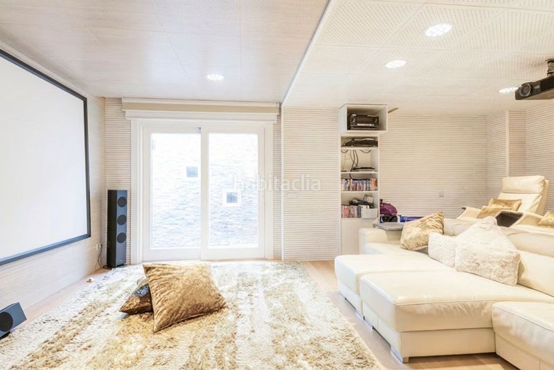 Foto d15d18ba-9a84-49b3-bcb3-c4ea1f9a1d4d. Chalet en bahía de Marbella Marbella