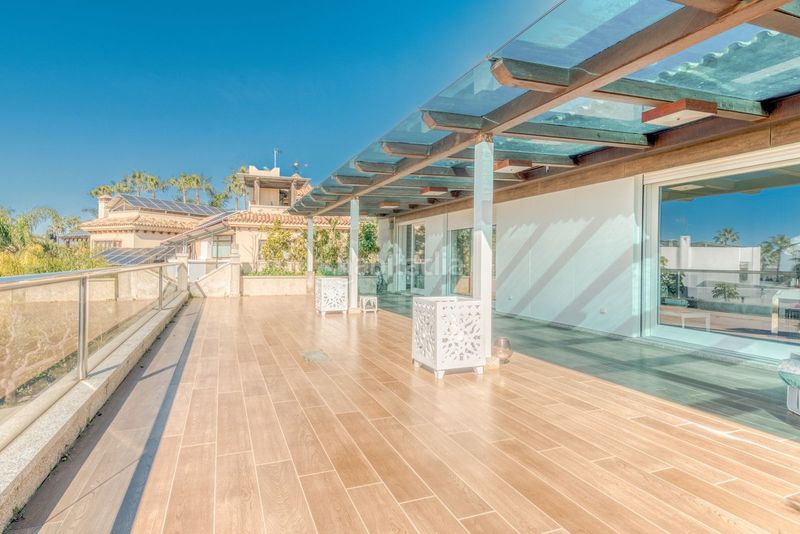 Foto f971254d-bc11-4ffb-a549-1d823f70639d. Chalet en bahía de Marbella Marbella