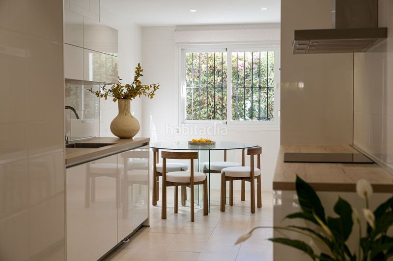 Foto 5e005c6f-bc31-4bfa-8cb6-2d4f490c5979. Planta baixa amb aparcament piscina a Nagüeles Alto Marbella