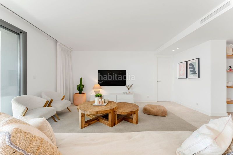 Foto b00efda2-be34-45c3-81af-cf4fe72127e9. Planta baixa amb aparcament piscina a bahía de Marbella Marbella