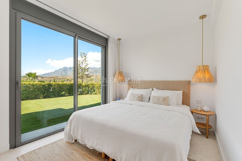 Foto c95e0bd0-2676-4982-97a2-2ca11620924d. Planta baixa amb aparcament piscina a bahía de Marbella Marbella