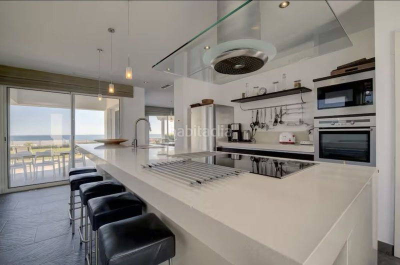 Foto 1c48650f-344a-4f56-8ff7-39a61aecf0ea. Chalet en Manilva pueblo Manilva