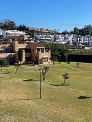 Zweistöckige Wohnung in Nueva Atalaya