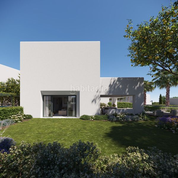 Foto e4a115c8-c685-439a-a419-774b7e498b7f. Chalet mit parking pool in Sotogrande alto Sotogrande