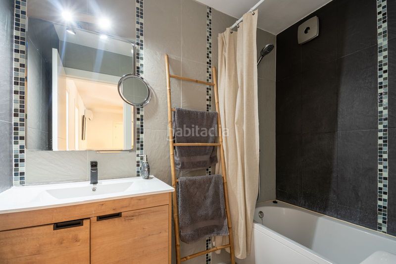 Foto 0645a4cd-cf50-40ba-9047-a7fd5c974992. Casa adossada amb piscina a Alcorrín Manilva