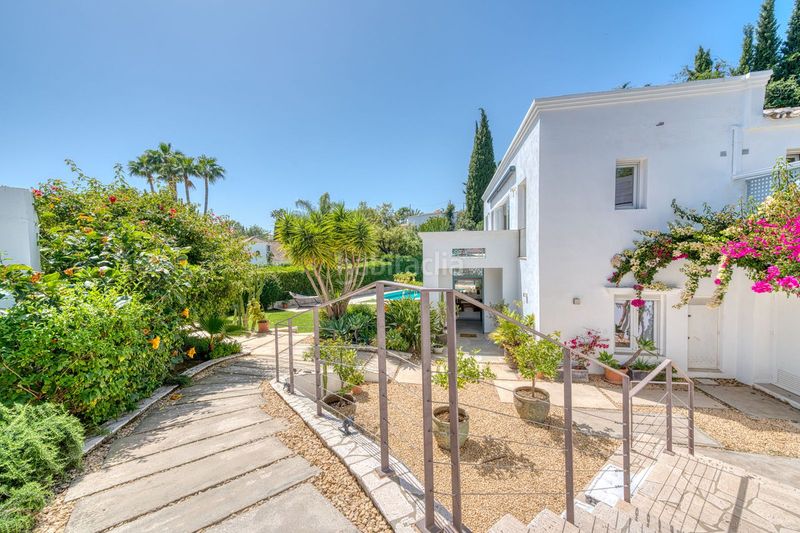 Foto 0e972ad0-ce40-4467-9552-14e5e5cadbe5. Xalet amb aparcament piscina a El Rosario - Ricmar Marbella