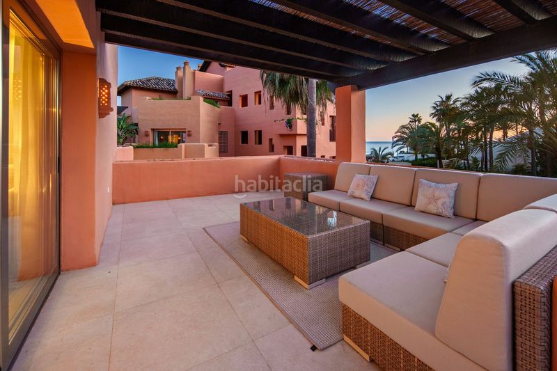 Foto bc174ae9-b4af-492a-9680-6551180a1006. Dúplex amb aparcament piscina a bahía de Marbella Marbella