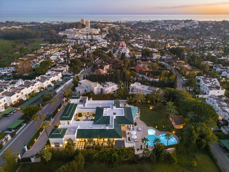 Foto ccf3ffc8-2655-4270-833d-437c45a58fe5. Chalet en Las Brisas Marbella