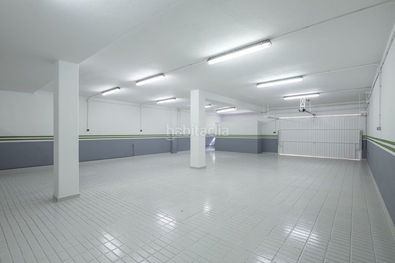 Foto 88f0d229-c2c7-4d07-9b64-21a4e940ca87. Xalet amb aparcament piscina a Las Brisas Marbella