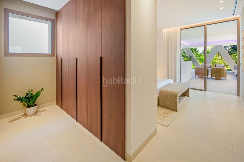Foto 05d8ed31-3d46-45ab-be01-f139ce22f608. Xalet amb aparcament piscina a Las Brisas Marbella