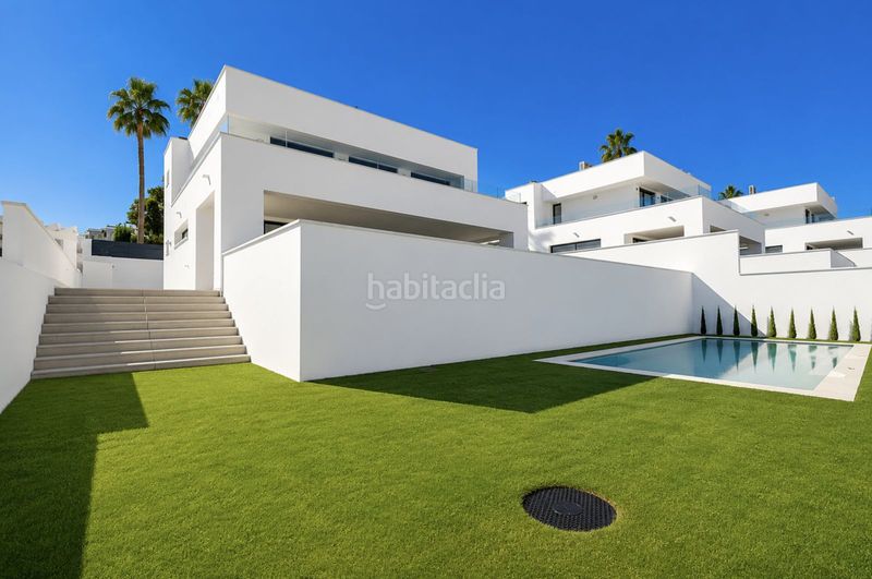 Foto ac09aa83-97e0-4583-934e-8dcf427d73b8. Chalet en San Luis de Sabinillas Manilva