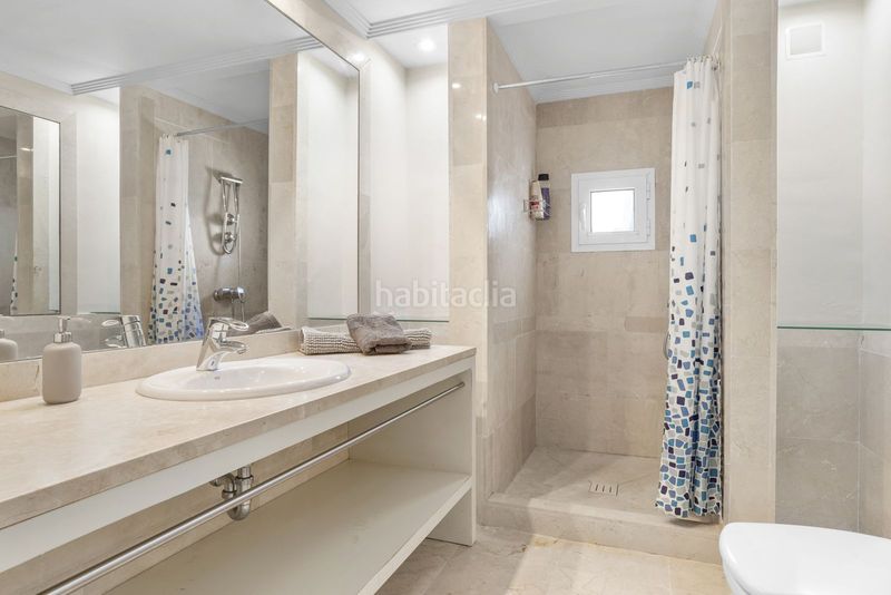 Foto 1a128c26-ed76-4046-990c-5e464d86e1dd. Xalet amb aparcament piscina a Chullera Manilva