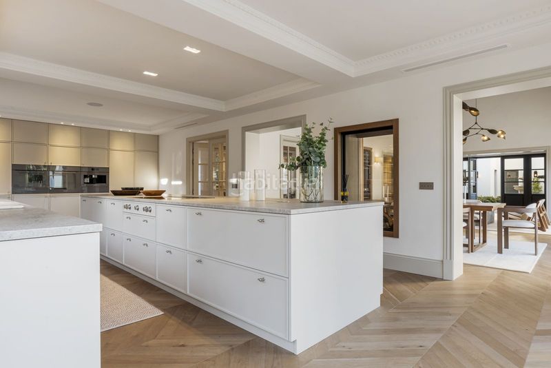 Foto d7166949-fb46-4fea-ae59-d7b5d4bee3a4. Chalet en Las Brisas Marbella