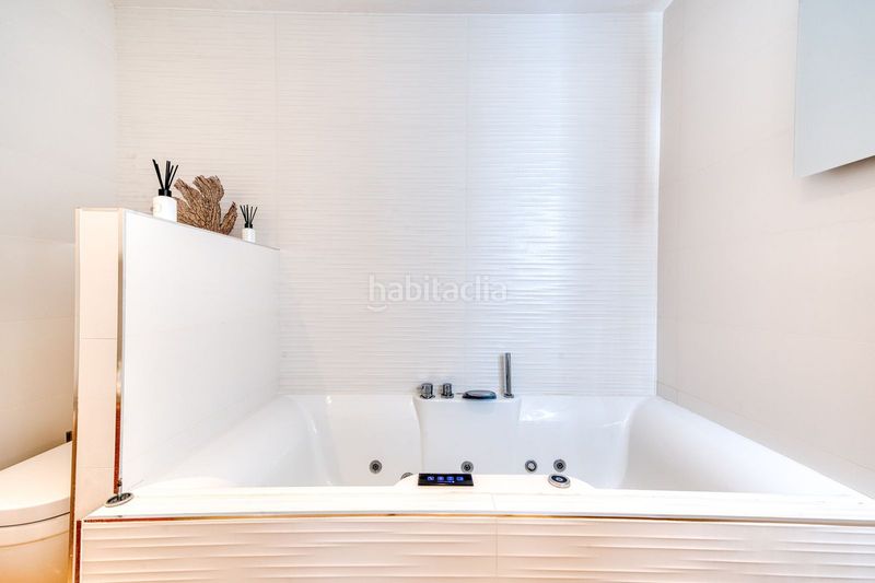 Foto ae548a81-1f33-4e7e-9dad-c6ec16489d52. Apartament amb aparcament piscina a Los Flamingos Benahavís