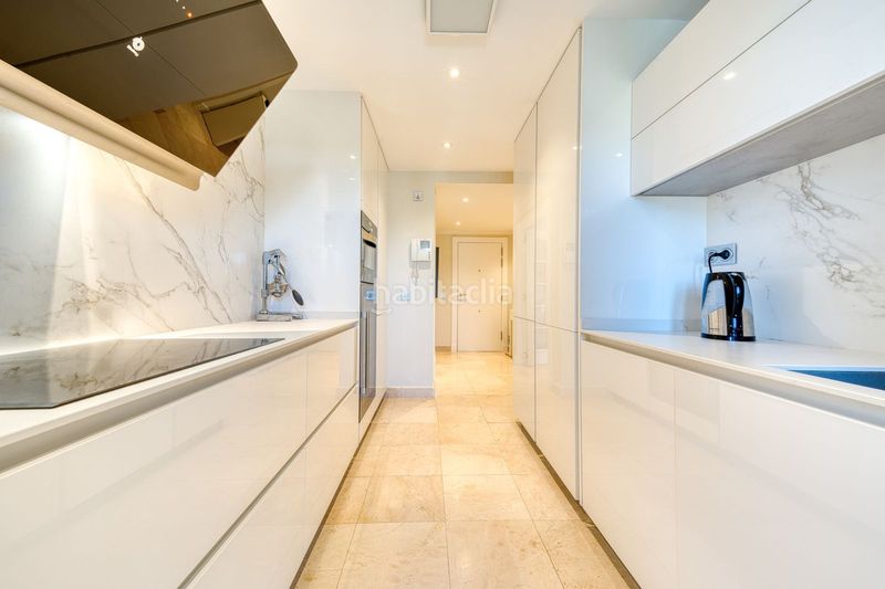 Foto fc5a9352-ecdc-4e53-a1ac-588a849b17d8. Apartament amb aparcament piscina a Los Flamingos Benahavís