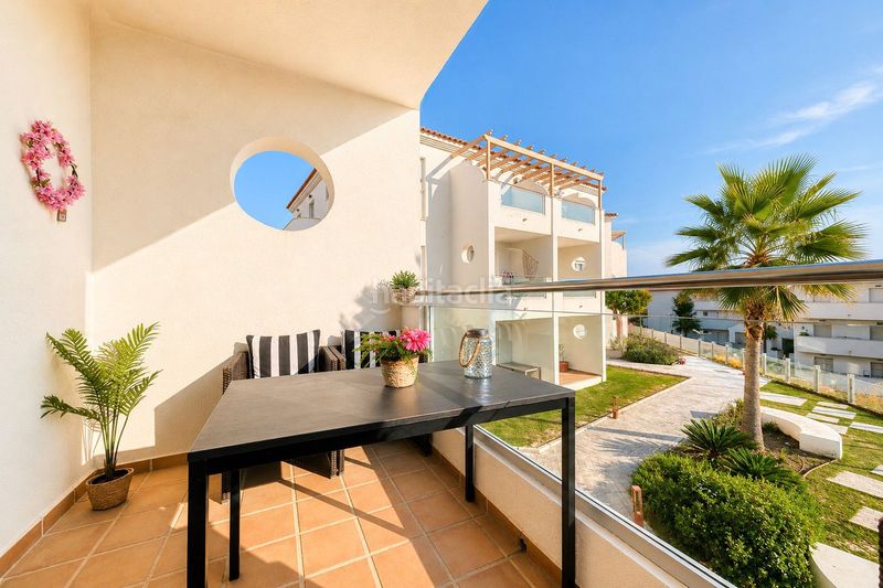 Foto 15f02d0a-39ae-4cec-8dd7-b1c28b4a4f39. Apartament amb aparcament piscina a Chullera Manilva
